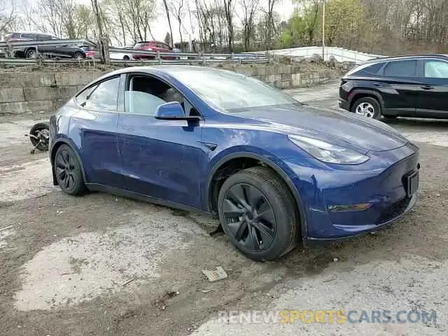 11 Photograph of a damaged car 7SAYGDEE0RA323893 TESLA MODEL Y 2024