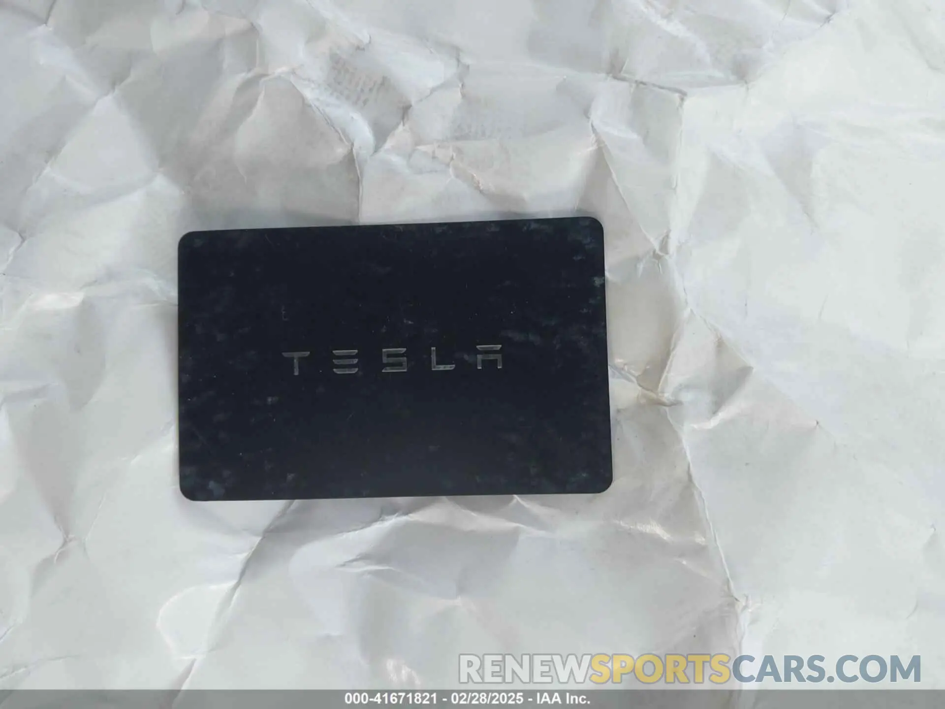 11 Photograph of a damaged car 7SAYGDEE0RA328091 TESLA MODEL Y 2024