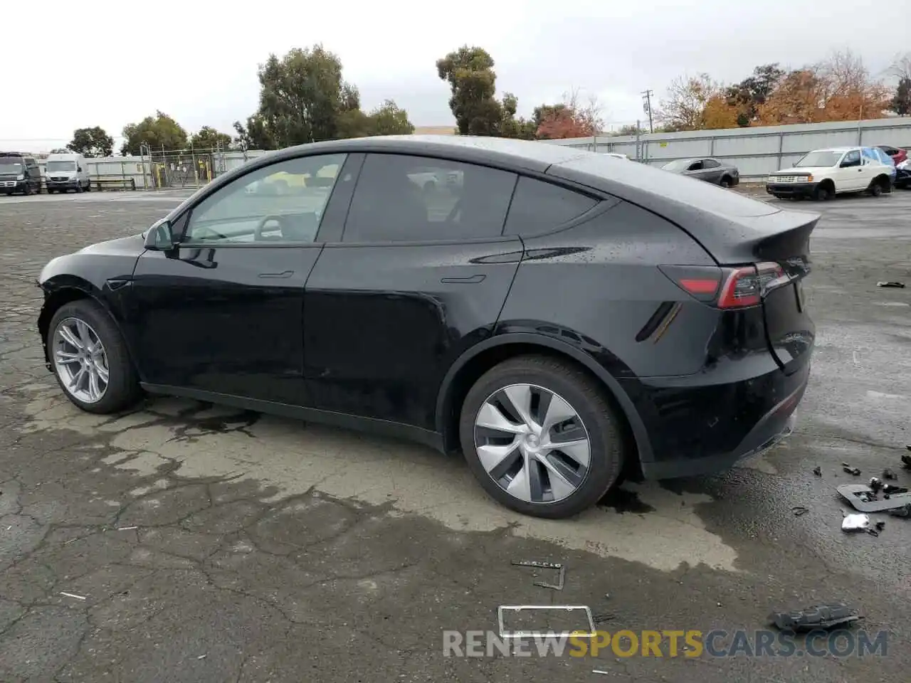 2 Photograph of a damaged car 7SAYGDEE0RF069797 TESLA MODEL Y 2024