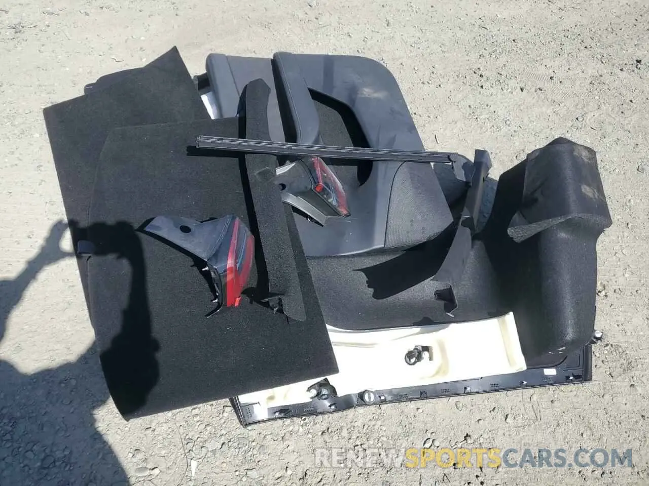 13 Photograph of a damaged car 7SAYGDEE0RF075700 TESLA MODEL Y 2024