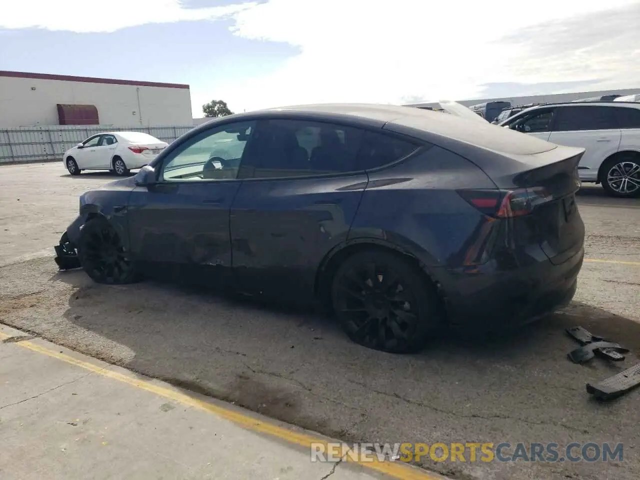 2 Photograph of a damaged car 7SAYGDEE0RF118383 TESLA MODEL Y 2024