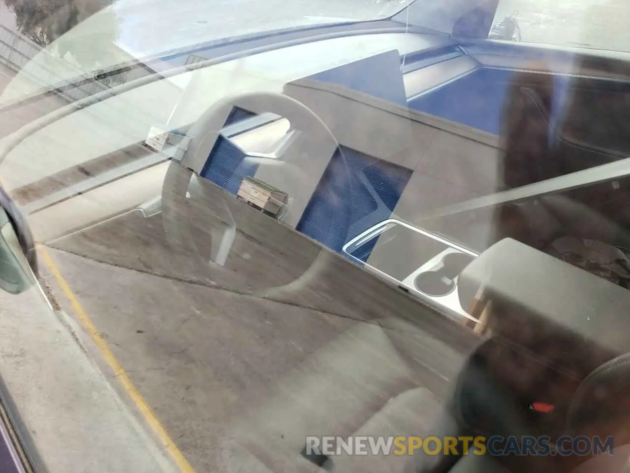 8 Photograph of a damaged car 7SAYGDEE0RF118383 TESLA MODEL Y 2024