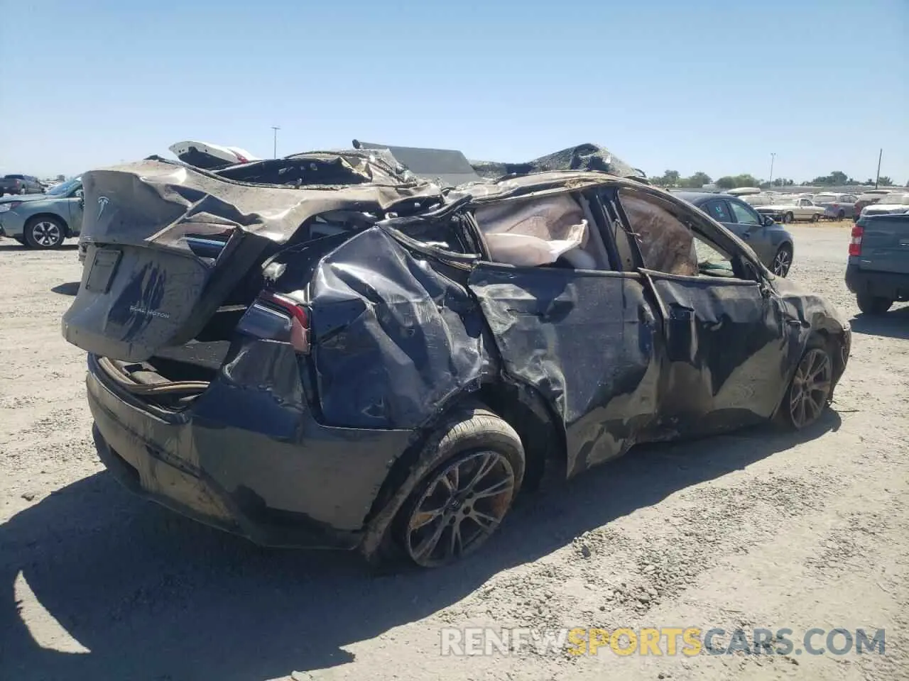 3 Photograph of a damaged car 7SAYGDEE0RF123227 TESLA MODEL Y 2024