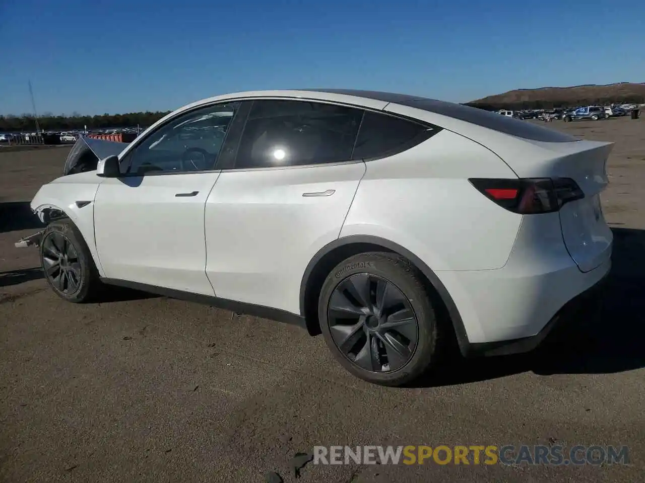 2 Photograph of a damaged car 7SAYGDEE0RF157006 TESLA MODEL Y 2024