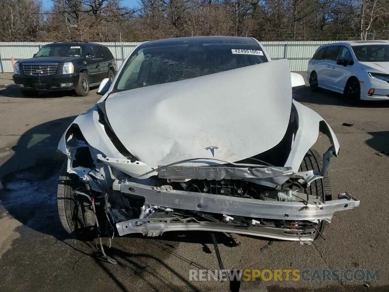 5 Photograph of a damaged car 7SAYGDEE0RF157006 TESLA MODEL Y 2024