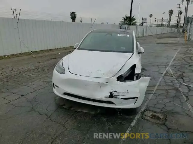10 Photograph of a damaged car 7SAYGDEE0RF165672 TESLA MODEL Y 2024