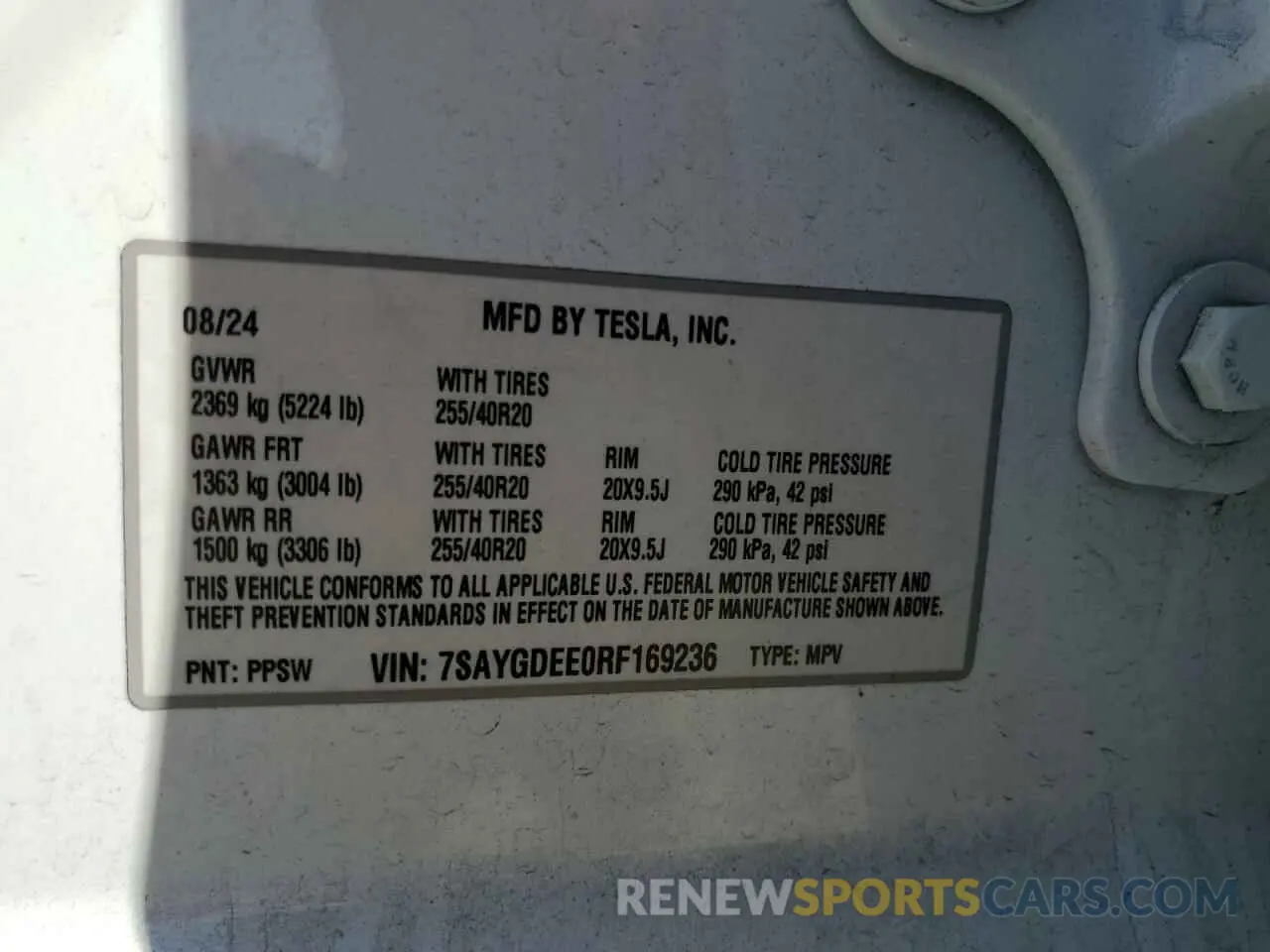 16 Photograph of a damaged car 7SAYGDEE0RF169236 TESLA MODEL Y 2024