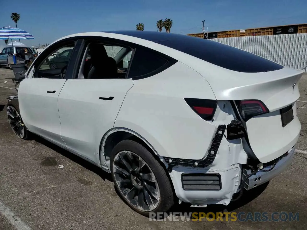2 Photograph of a damaged car 7SAYGDEE0RF169236 TESLA MODEL Y 2024