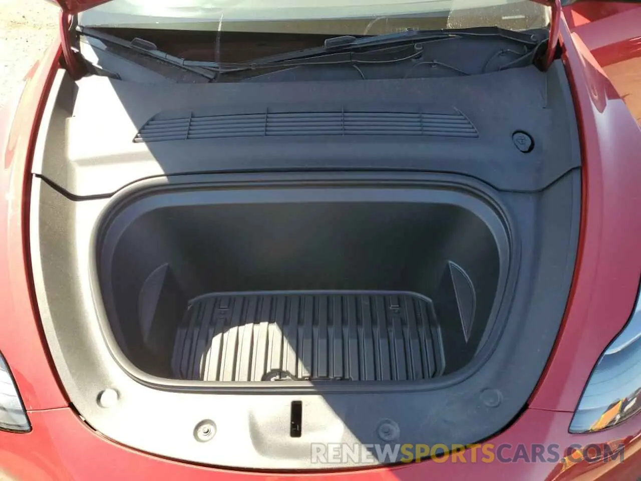 13 Photograph of a damaged car 7SAYGDEE1RA216836 TESLA MODEL Y 2024