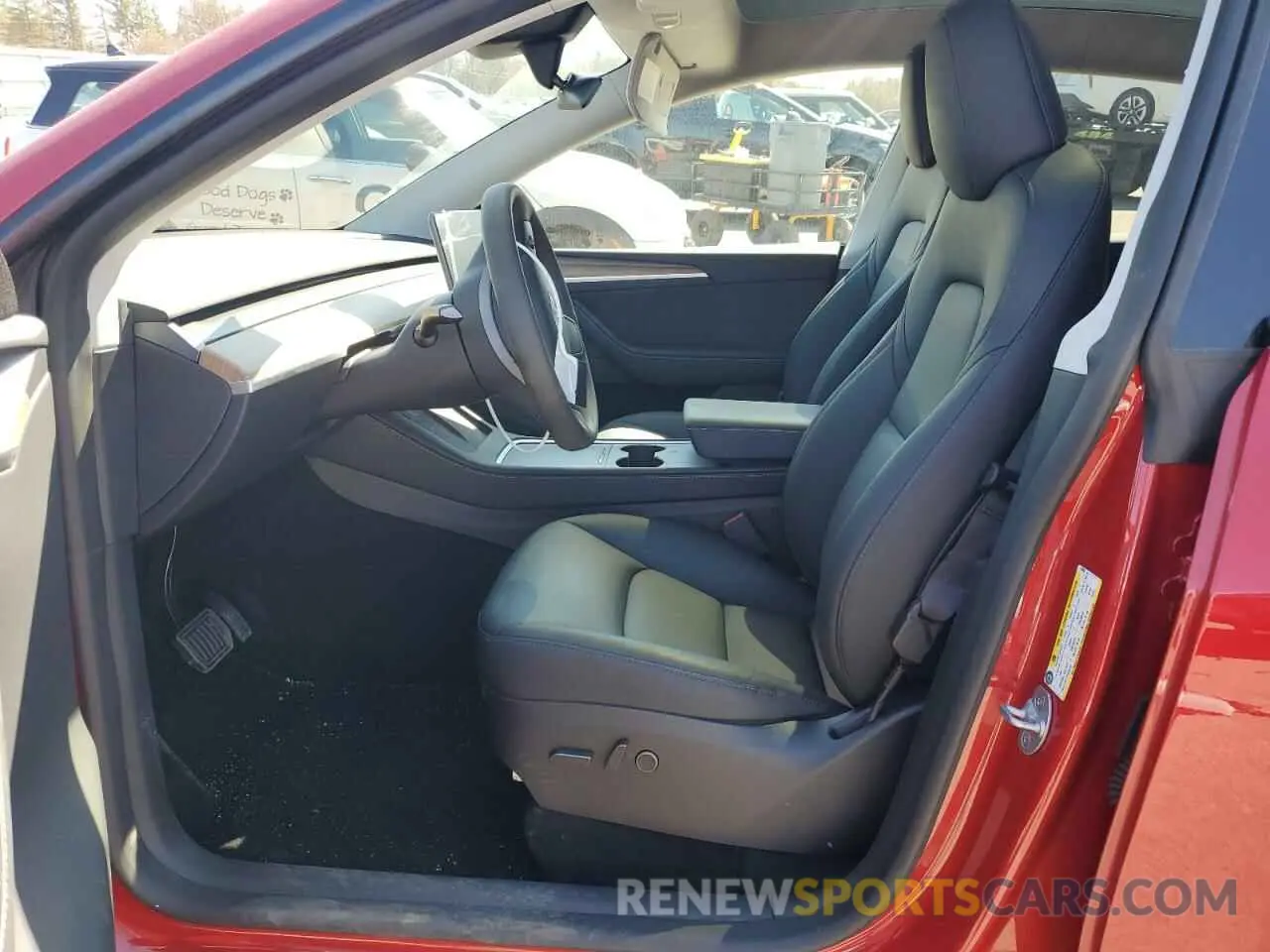 7 Photograph of a damaged car 7SAYGDEE1RA216836 TESLA MODEL Y 2024