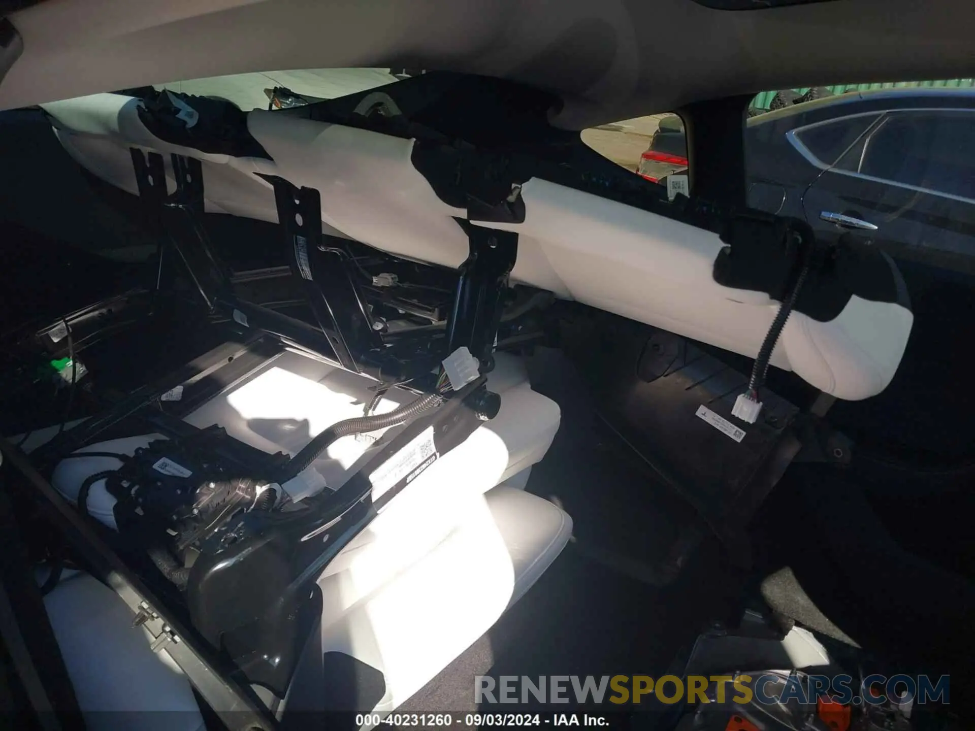 12 Photograph of a damaged car 7SAYGDEE1RA221888 TESLA MODEL Y 2024