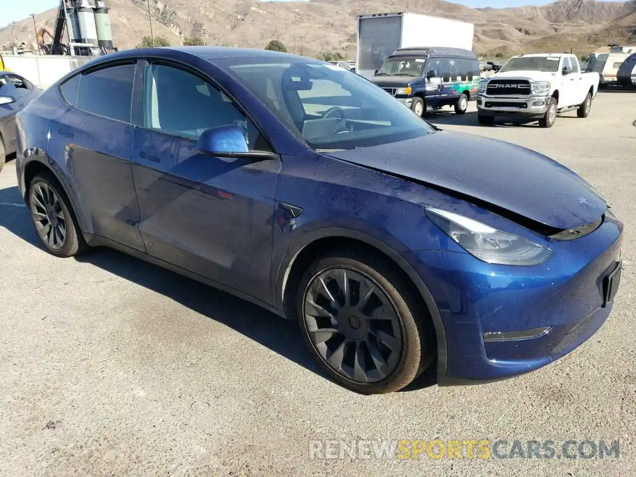 4 Photograph of a damaged car 7SAYGDEE1RA224449 TESLA MODEL Y 2024