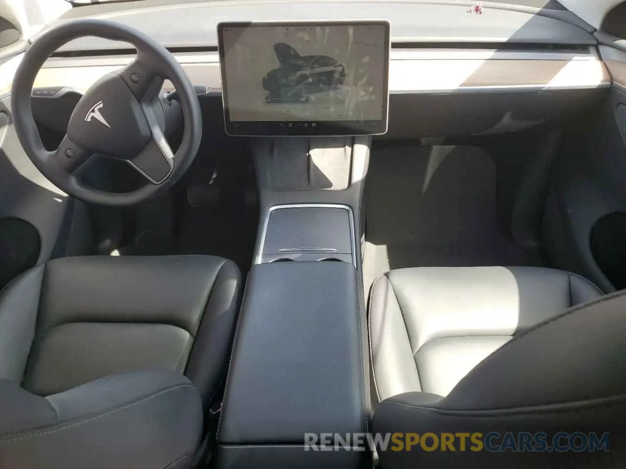 8 Photograph of a damaged car 7SAYGDEE1RA230171 TESLA MODEL Y 2024