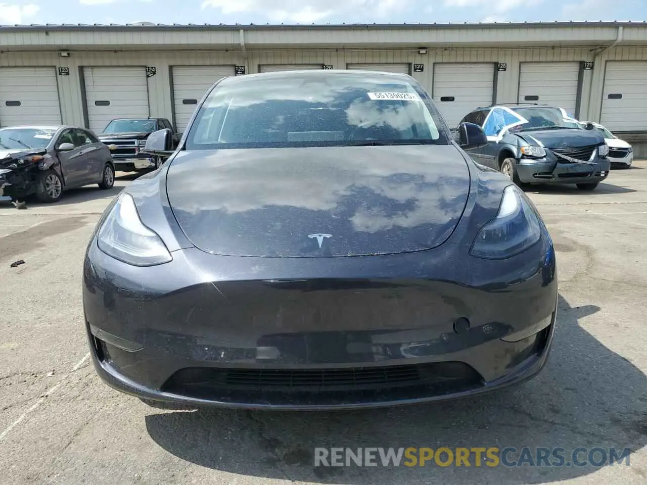 5 Photograph of a damaged car 7SAYGDEE1RA234222 TESLA MODEL Y 2024