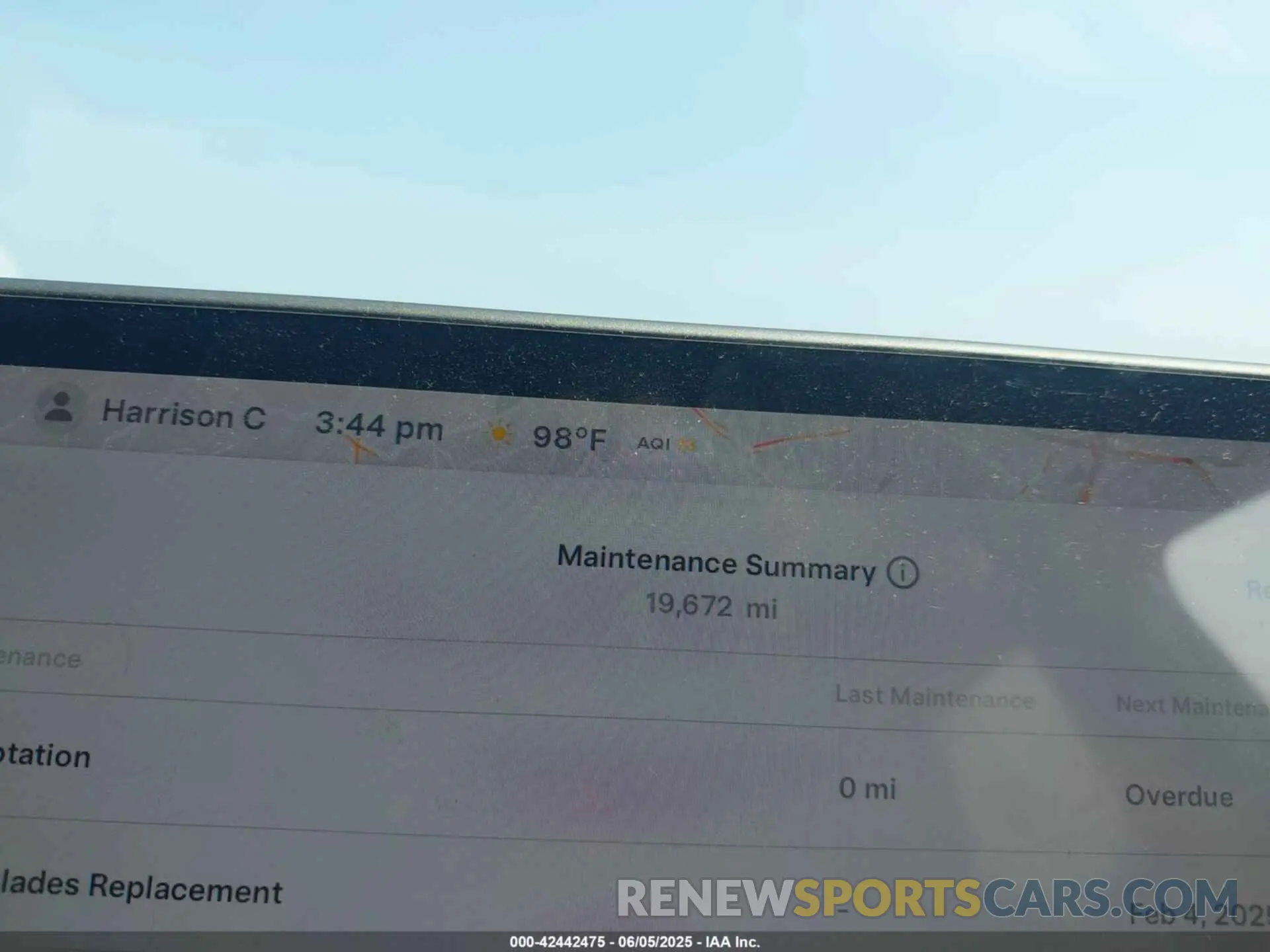 7 Photograph of a damaged car 7SAYGDEE1RA235502 TESLA MODEL Y 2024