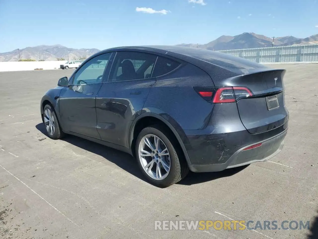 2 Photograph of a damaged car 7SAYGDEE1RA241977 TESLA MODEL Y 2024