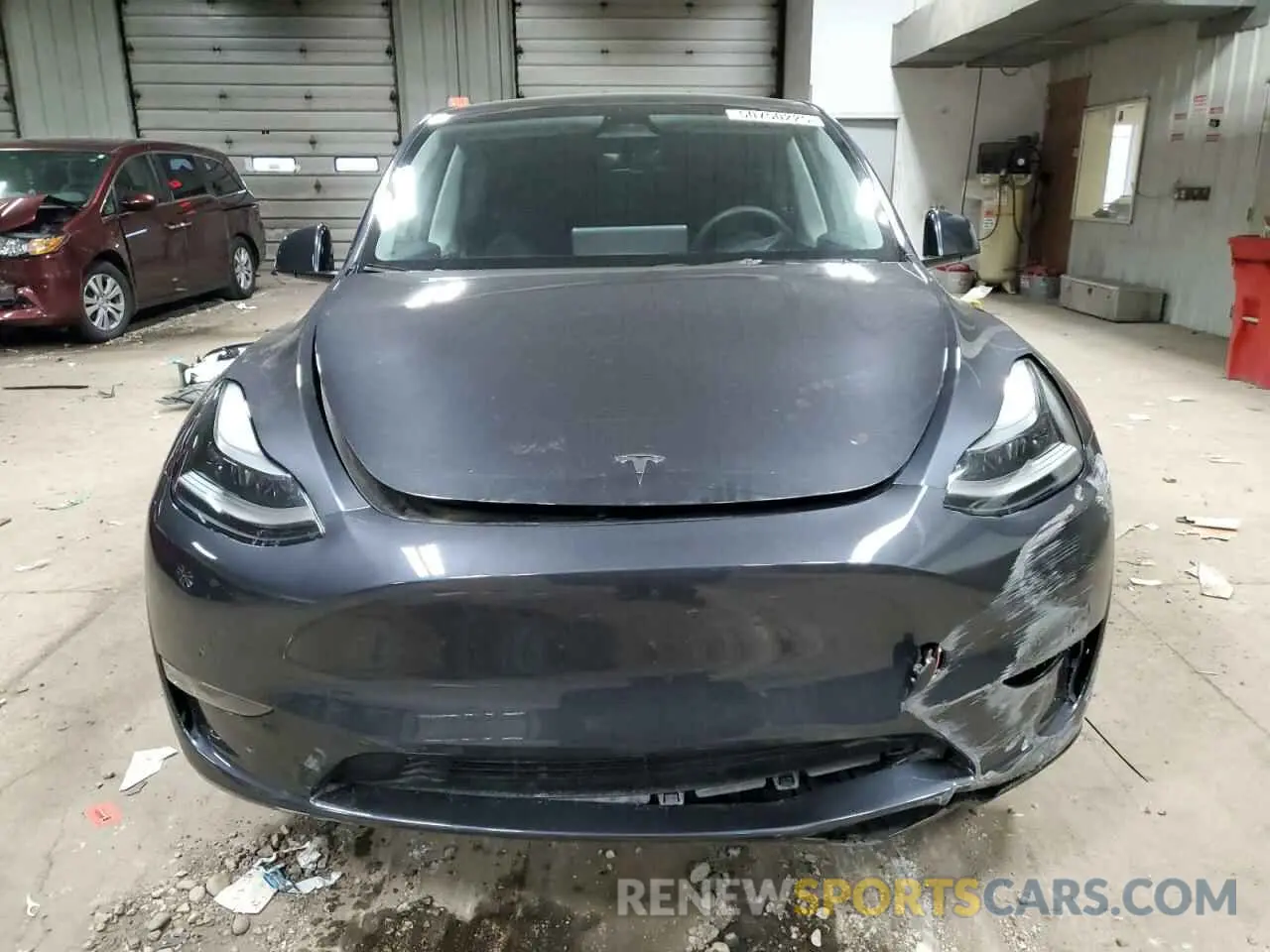 5 Photograph of a damaged car 7SAYGDEE1RA254860 TESLA MODEL Y 2024