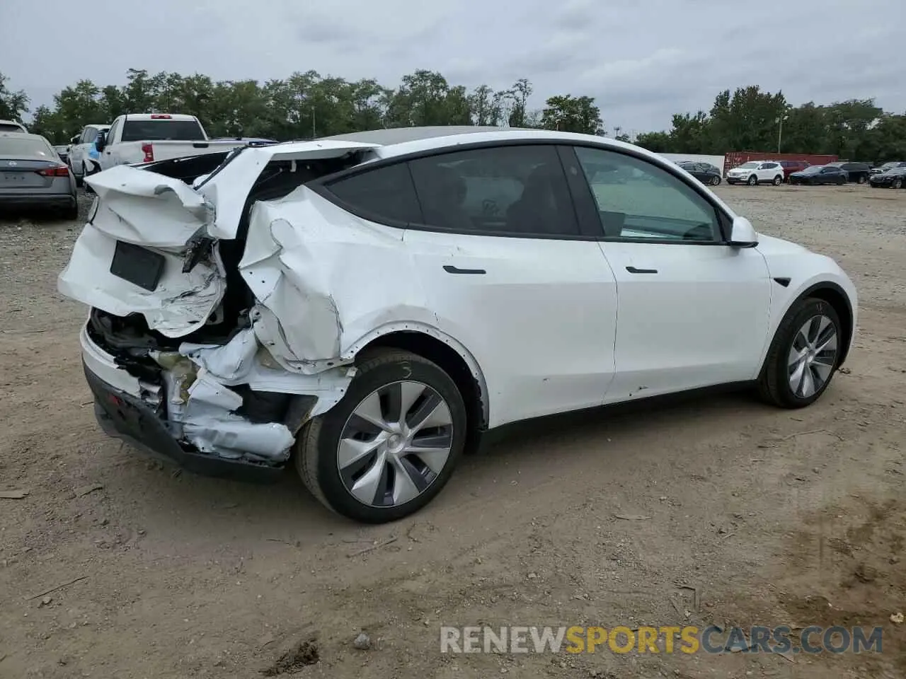 3 Photograph of a damaged car 7SAYGDEE1RA260755 TESLA MODEL Y 2024