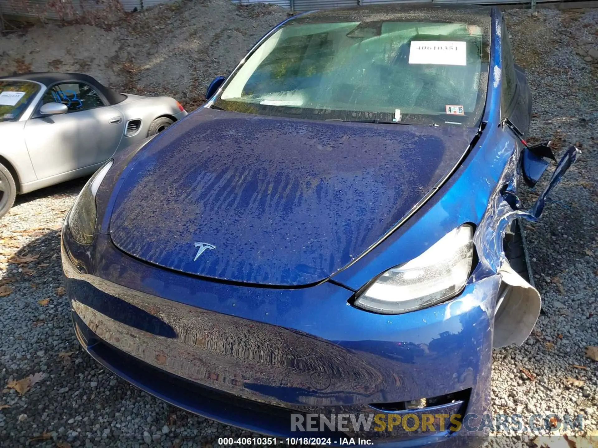 12 Photograph of a damaged car 7SAYGDEE1RA266328 TESLA MODEL Y 2024