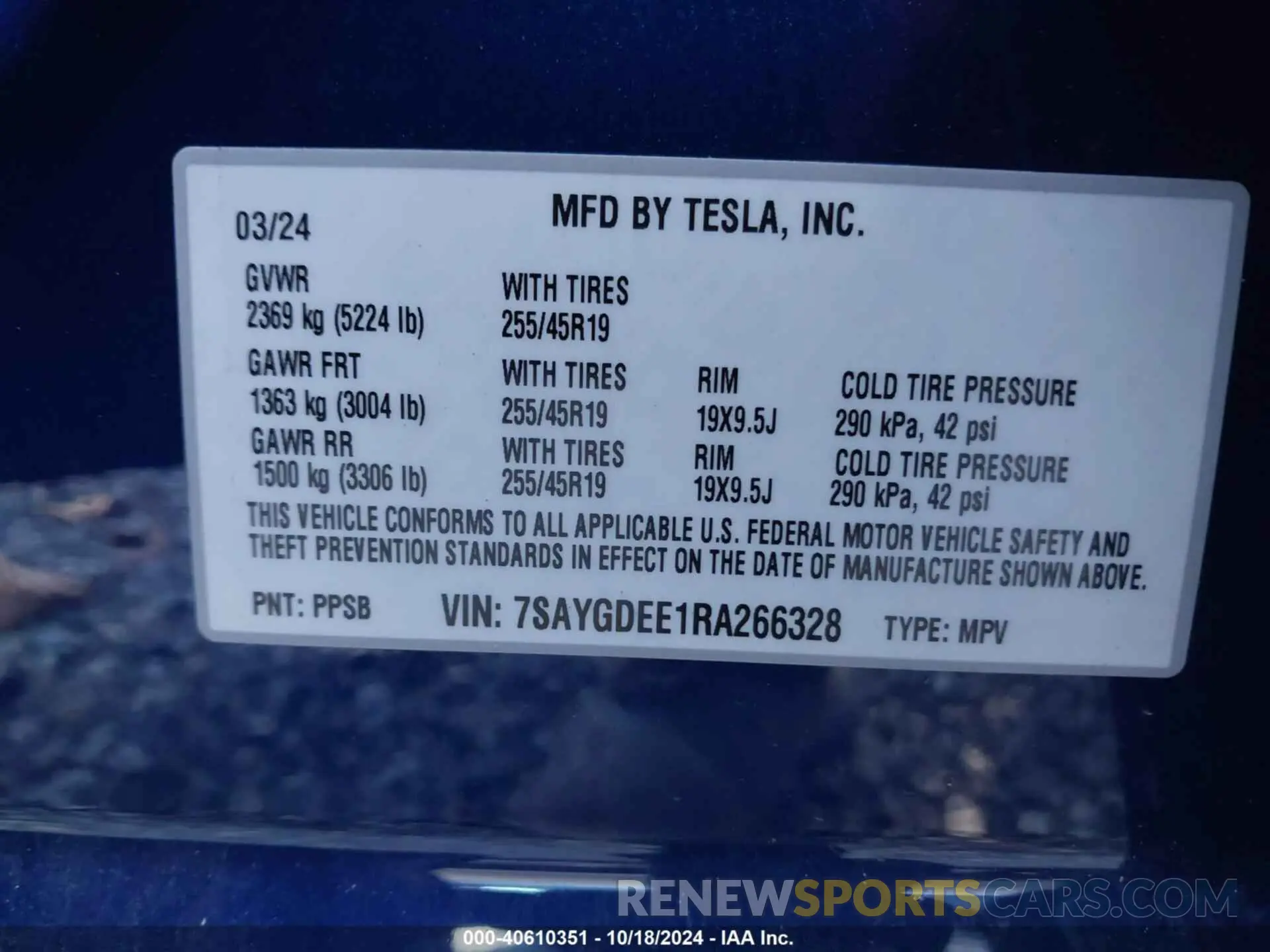 9 Photograph of a damaged car 7SAYGDEE1RA266328 TESLA MODEL Y 2024
