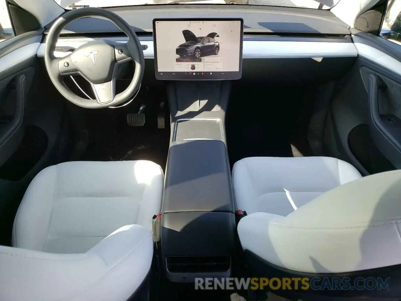 8 Photograph of a damaged car 7SAYGDEE1RA276065 TESLA MODEL Y 2024
