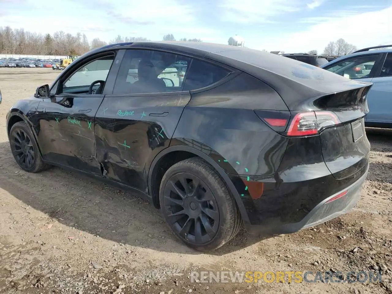2 Photograph of a damaged car 7SAYGDEE1RA305600 TESLA MODEL Y 2024