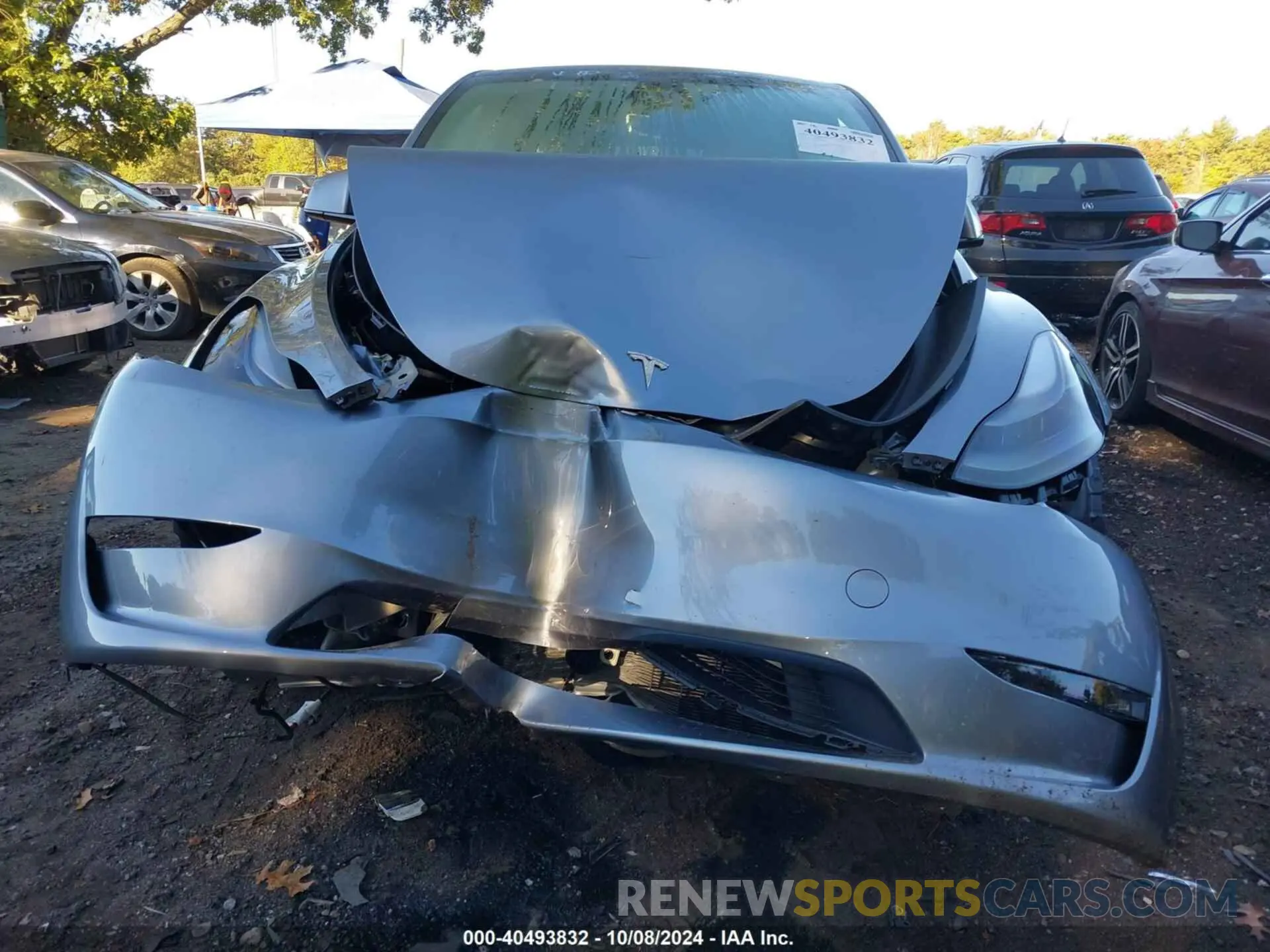 13 Photograph of a damaged car 7SAYGDEE1RA307833 TESLA MODEL Y 2024