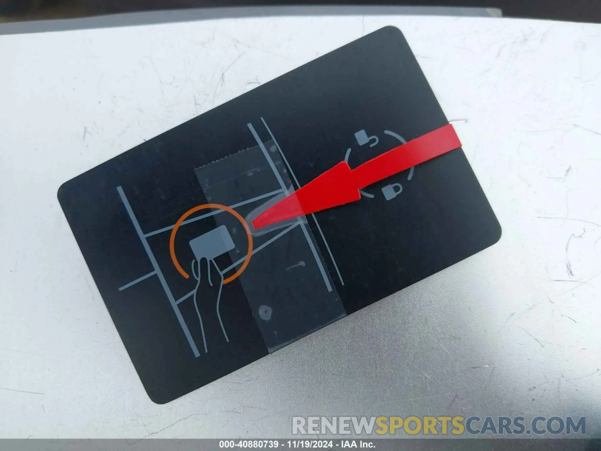 11 Photograph of a damaged car 7SAYGDEE1RA312143 TESLA MODEL Y 2024