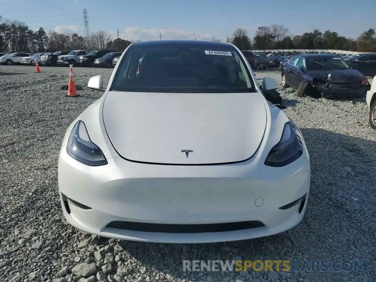 5 Photograph of a damaged car 7SAYGDEE1RA332330 TESLA MODEL Y 2024