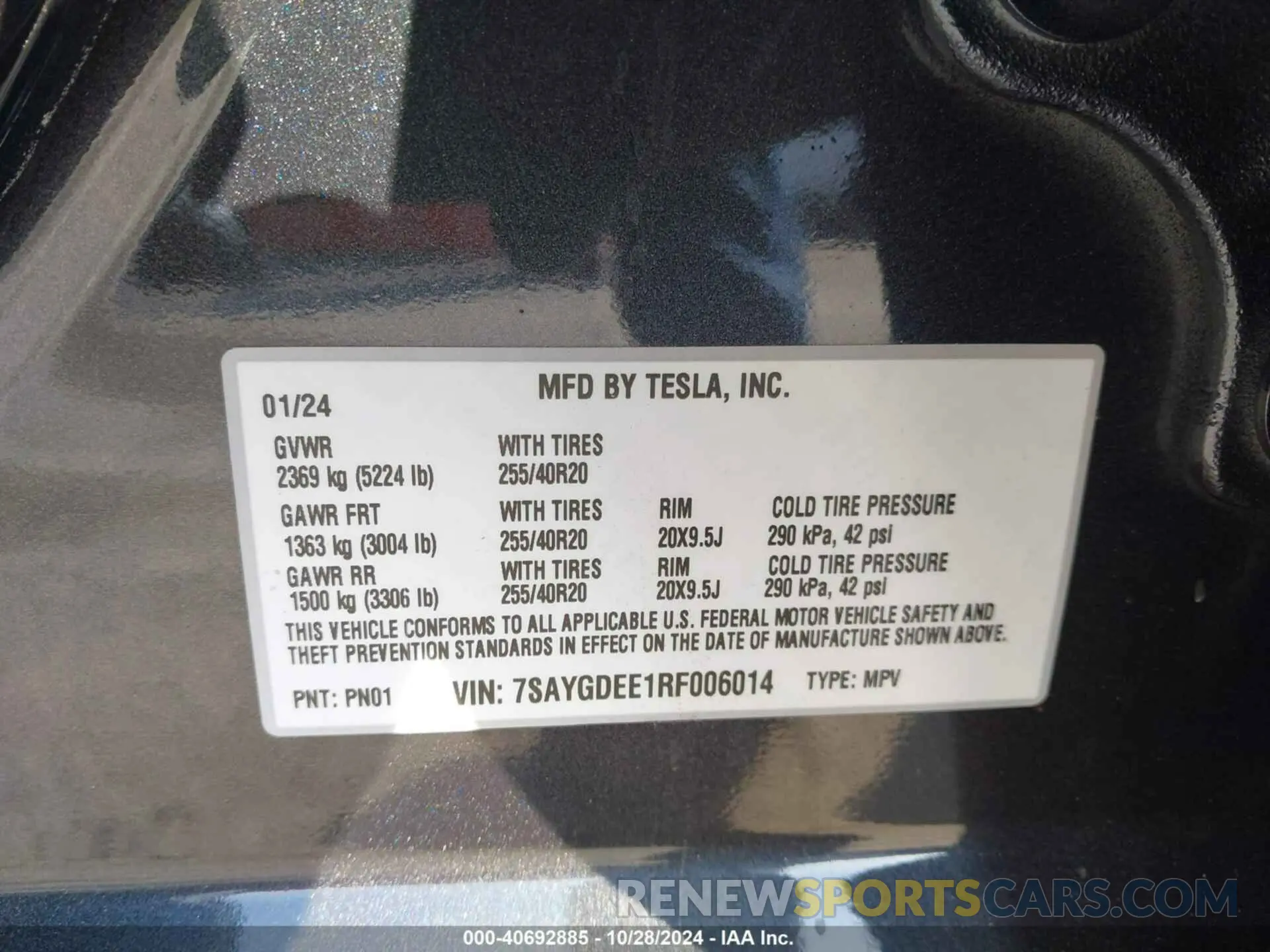 9 Photograph of a damaged car 7SAYGDEE1RF006014 TESLA MODEL Y 2024