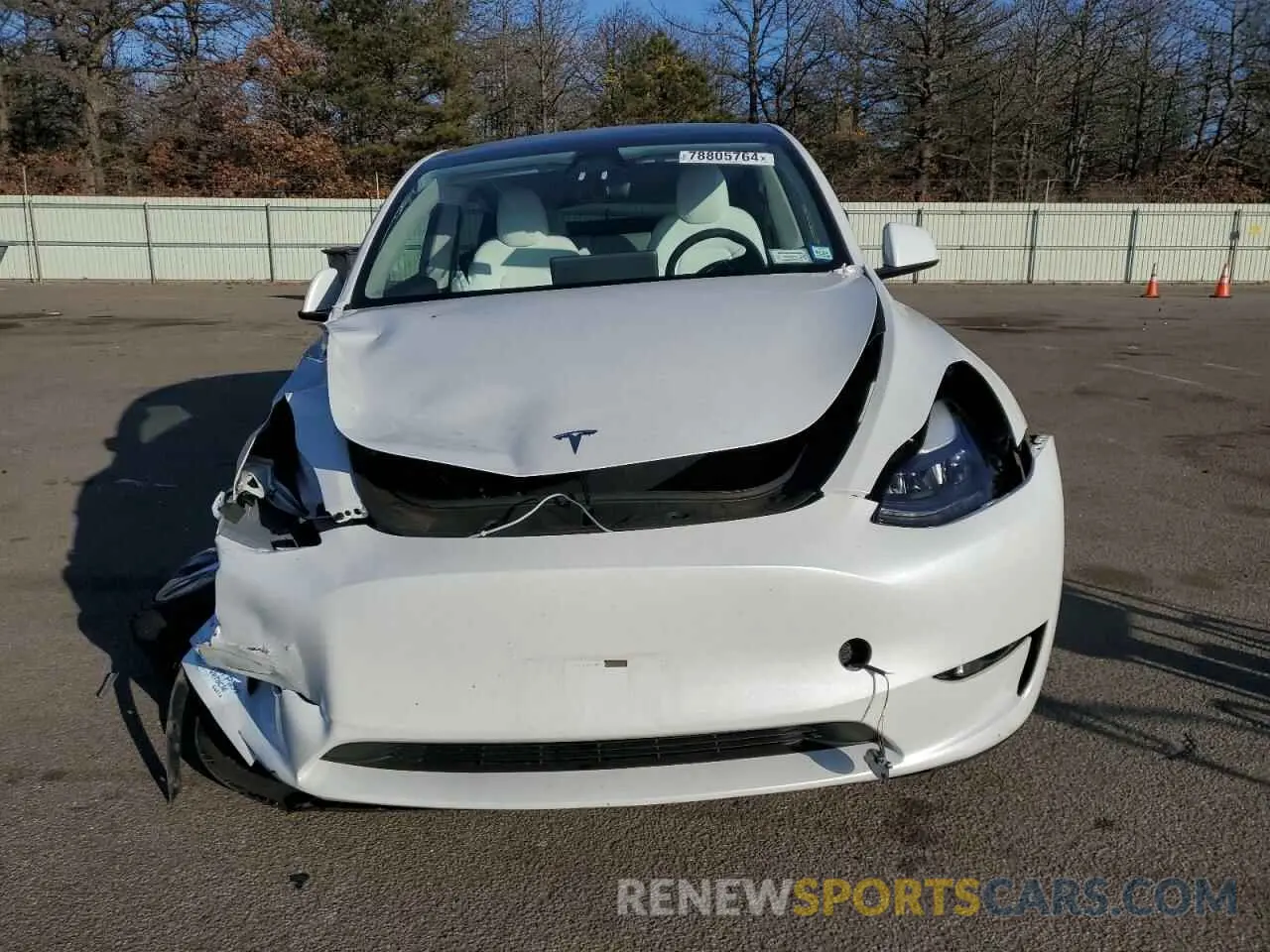 5 Photograph of a damaged car 7SAYGDEE1RF036260 TESLA MODEL Y 2024