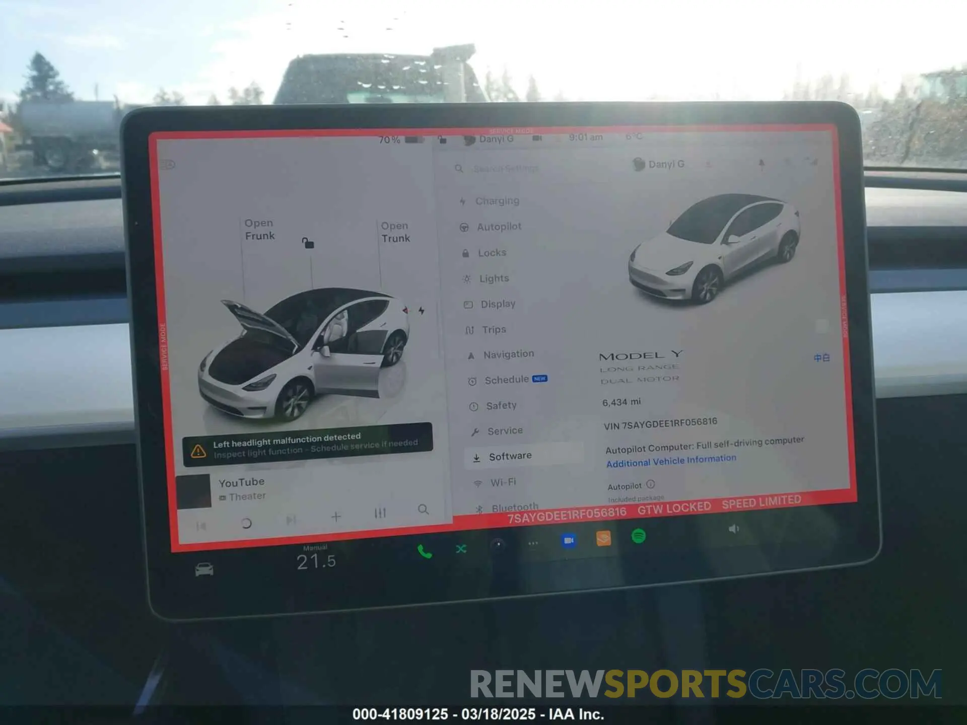 19 Photograph of a damaged car 7SAYGDEE1RF056816 TESLA MODEL Y 2024