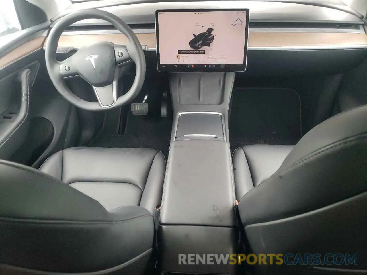 8 Photograph of a damaged car 7SAYGDEE1RF080095 TESLA MODEL Y 2024