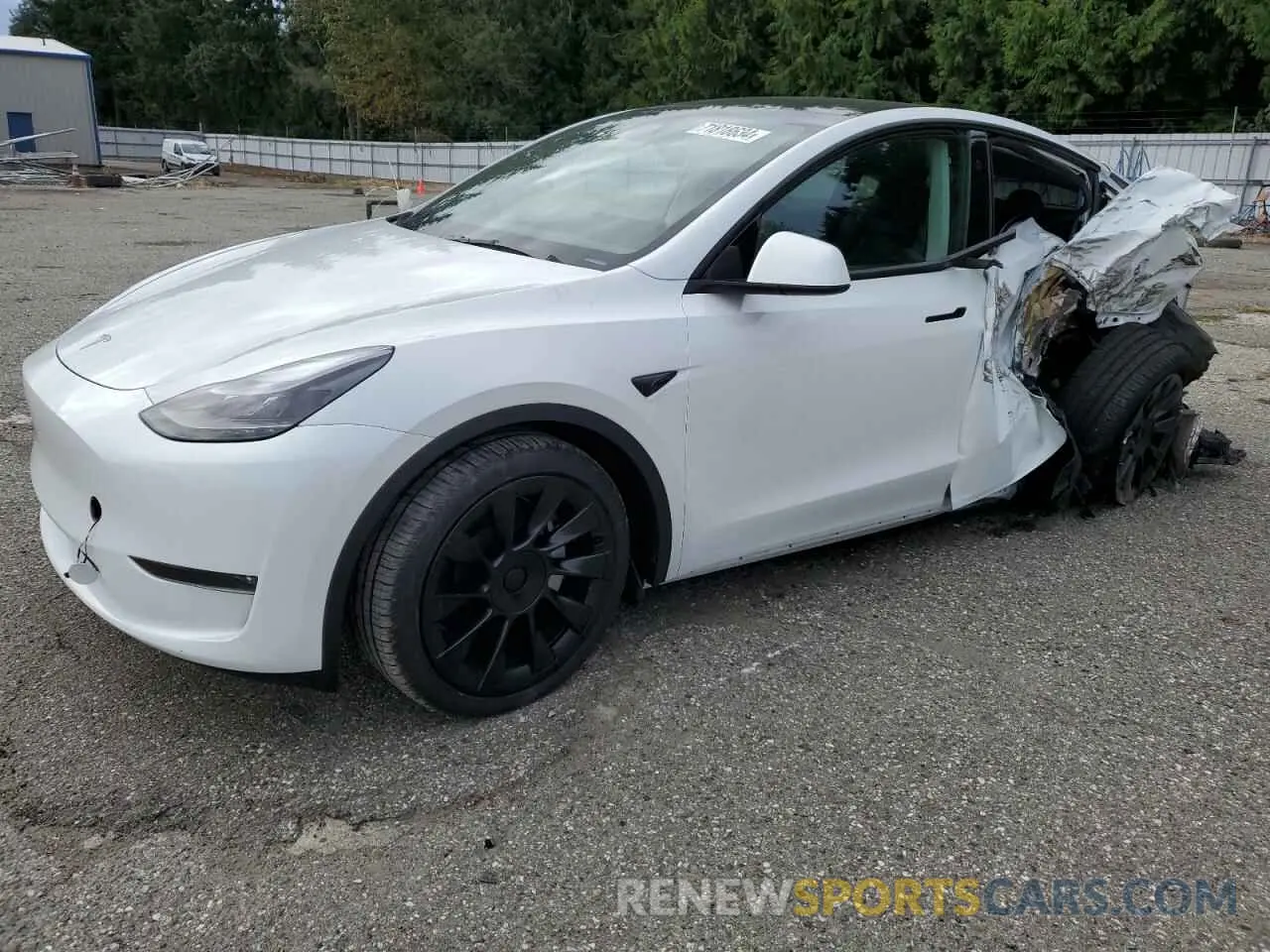 1 Photograph of a damaged car 7SAYGDEE1RF083241 TESLA MODEL Y 2024