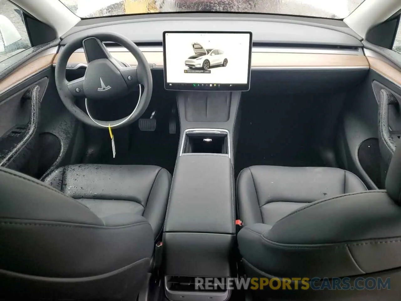 8 Photograph of a damaged car 7SAYGDEE1RF124192 TESLA MODEL Y 2024