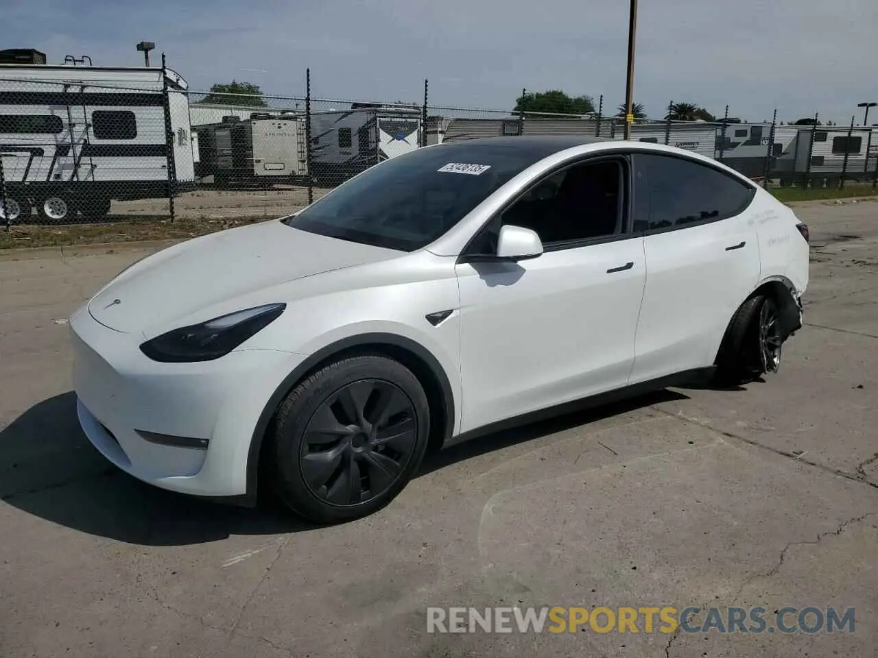 1 Photograph of a damaged car 7SAYGDEE1RF152168 TESLA MODEL Y 2024