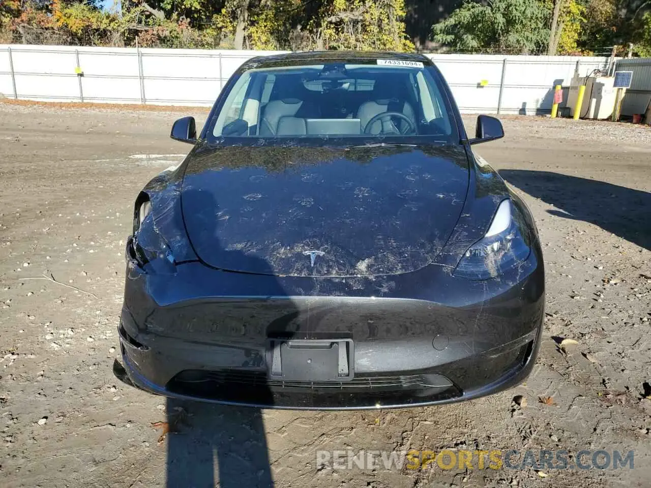 5 Photograph of a damaged car 7SAYGDEE1RF165535 TESLA MODEL Y 2024