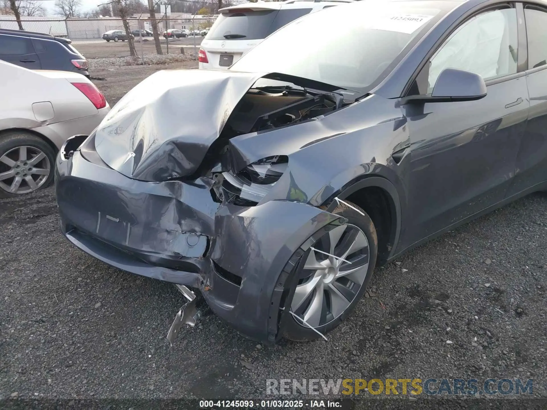 6 Photograph of a damaged car 7SAYGDEE2RA217008 TESLA MODEL Y 2024