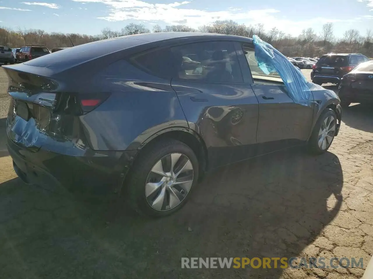 3 Photograph of a damaged car 7SAYGDEE2RA232477 TESLA MODEL Y 2024