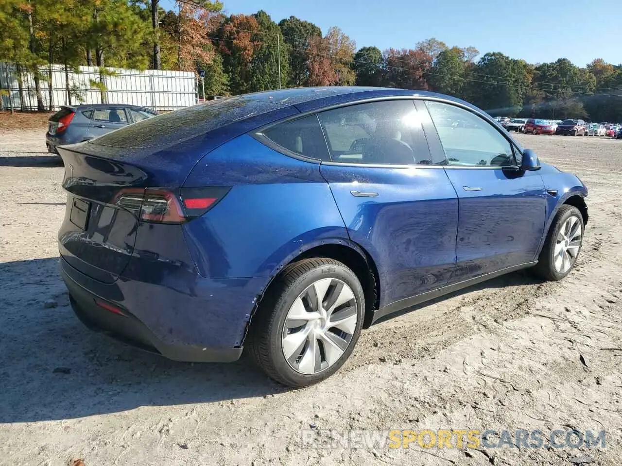 3 Photograph of a damaged car 7SAYGDEE2RA232690 TESLA MODEL Y 2024