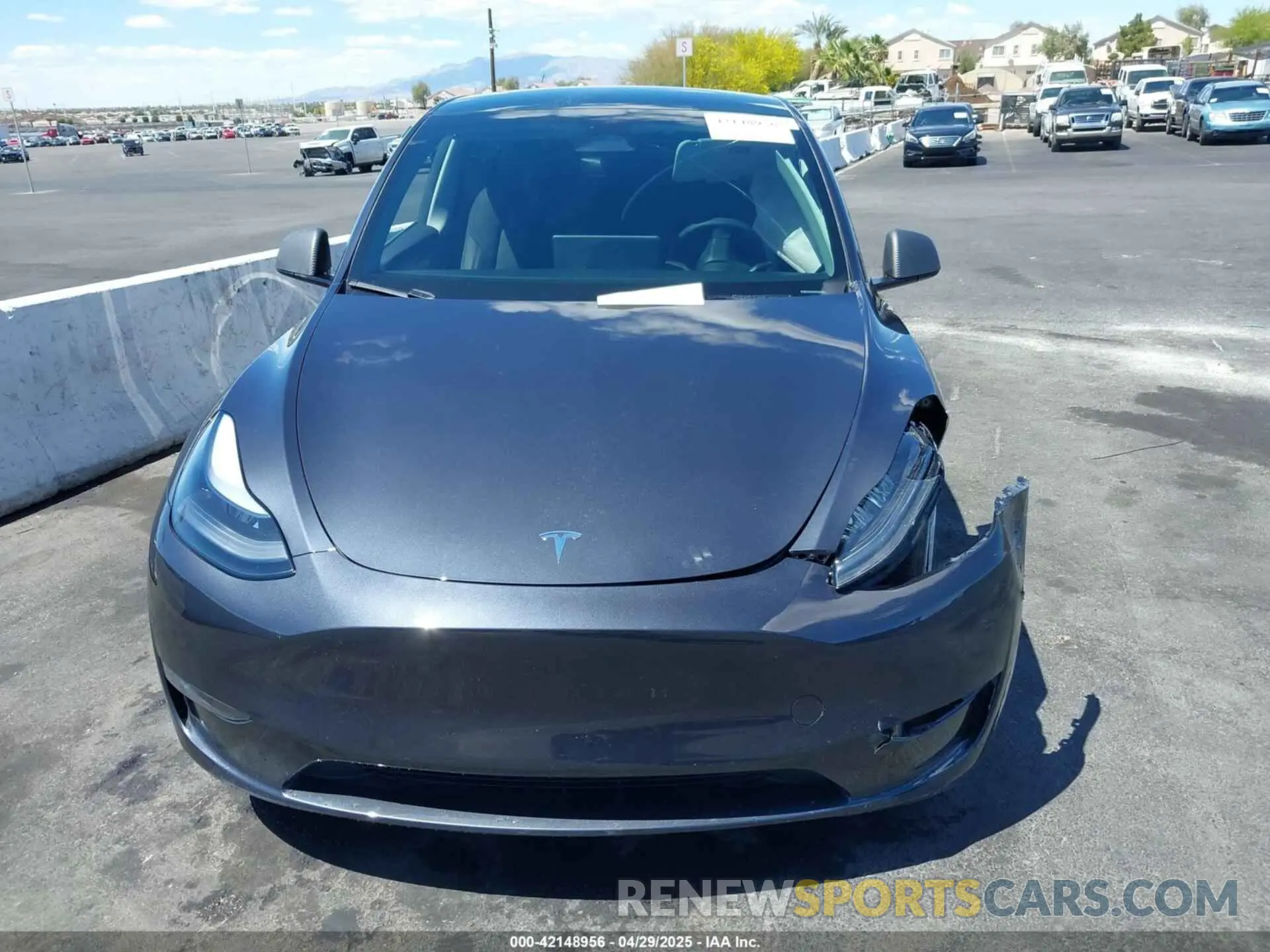 18 Photograph of a damaged car 7SAYGDEE2RA233855 TESLA MODEL Y 2024