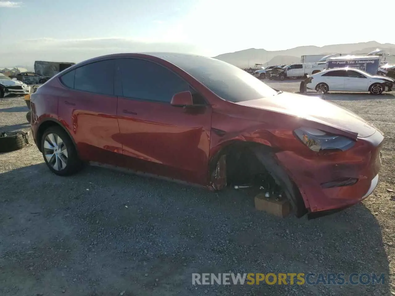 4 Photograph of a damaged car 7SAYGDEE2RA256729 TESLA MODEL Y 2024