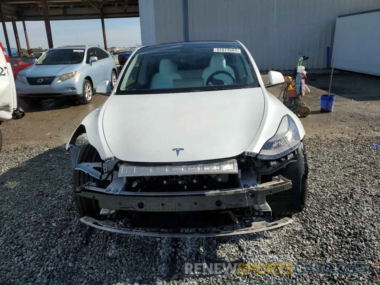 5 Photograph of a damaged car 7SAYGDEE2RA265477 TESLA MODEL Y 2024