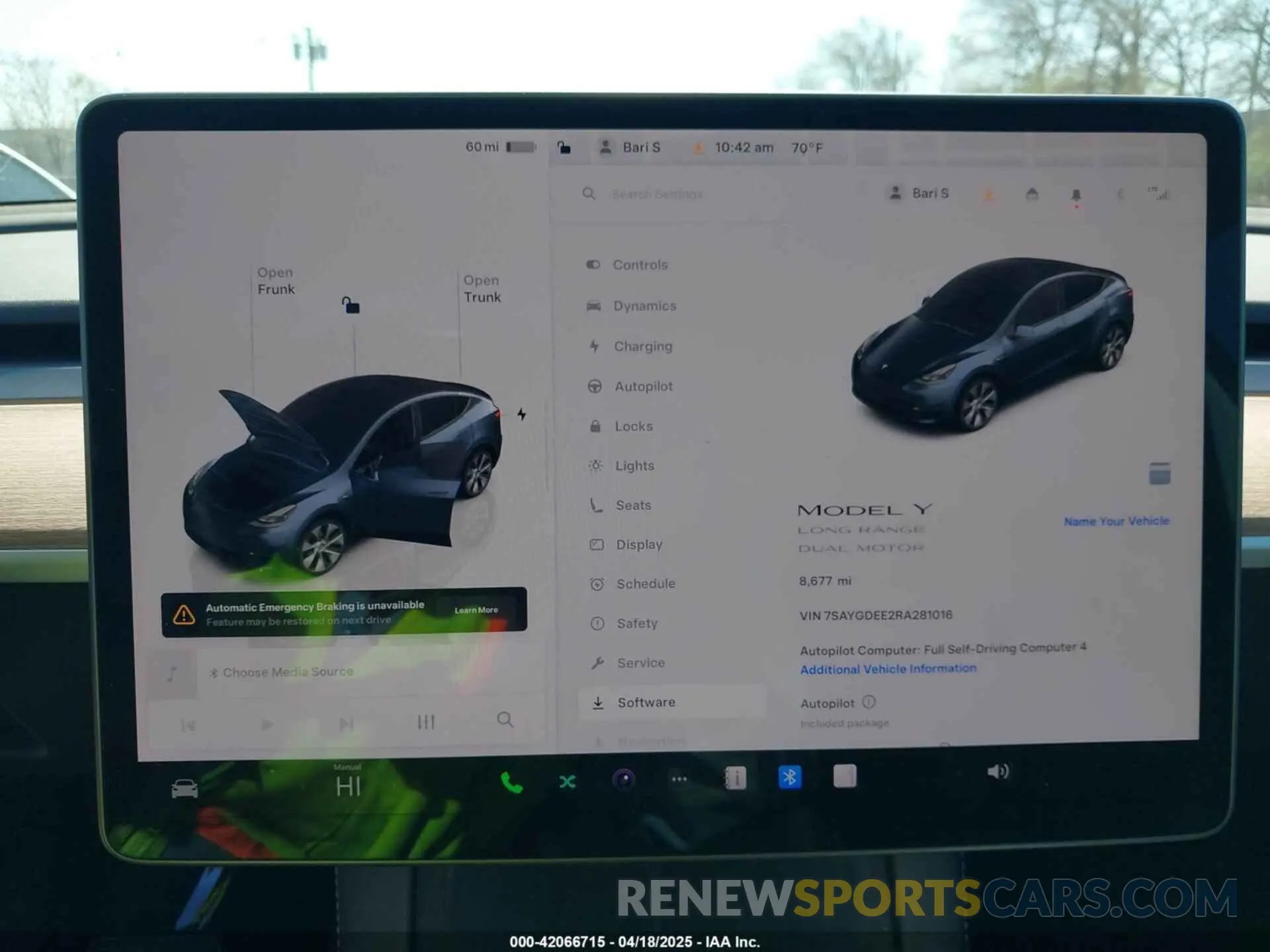 7 Photograph of a damaged car 7SAYGDEE2RA281016 TESLA MODEL Y 2024