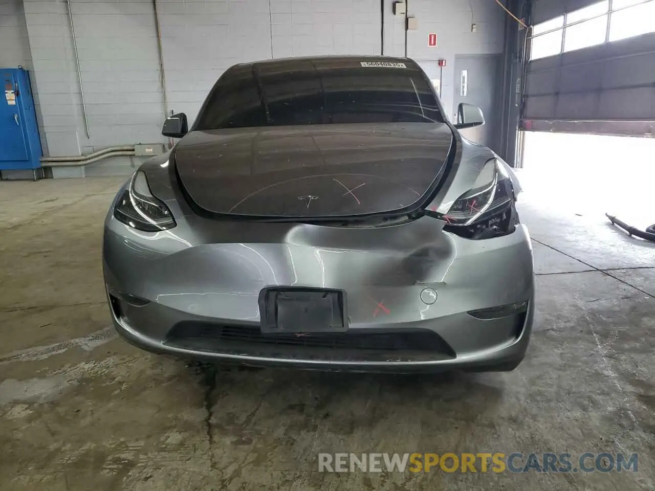 5 Photograph of a damaged car 7SAYGDEE2RA299824 TESLA MODEL Y 2024