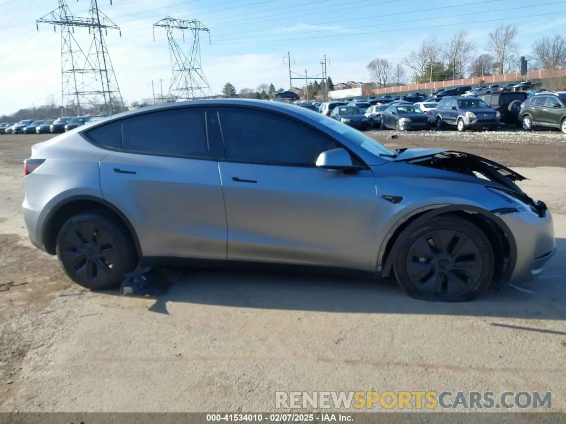 13 Photograph of a damaged car 7SAYGDEE2RA311261 TESLA MODEL Y 2024