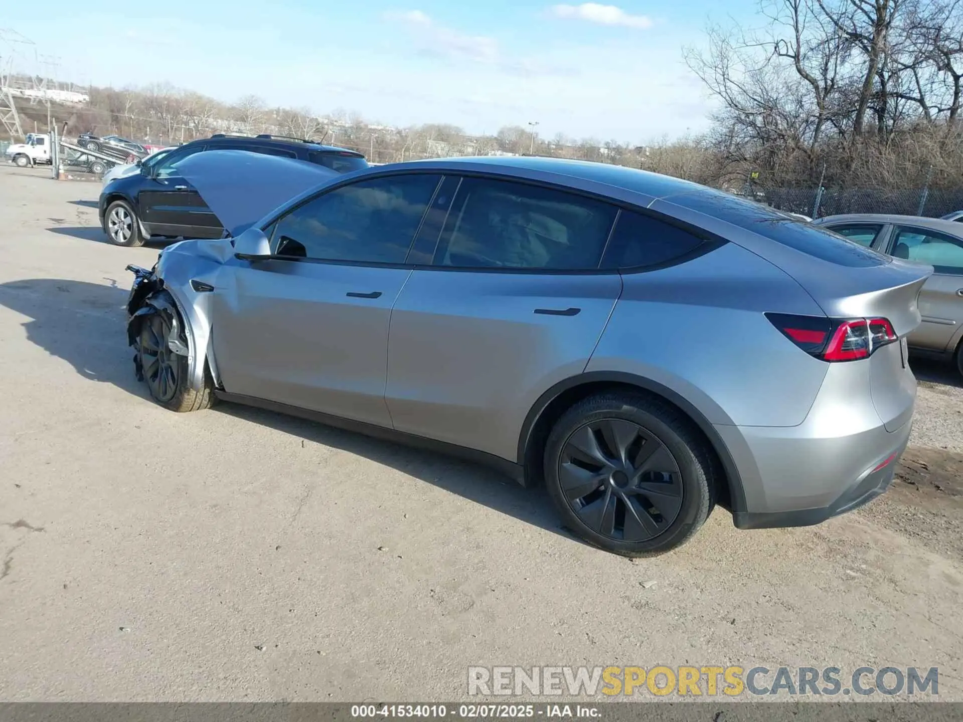 3 Photograph of a damaged car 7SAYGDEE2RA311261 TESLA MODEL Y 2024