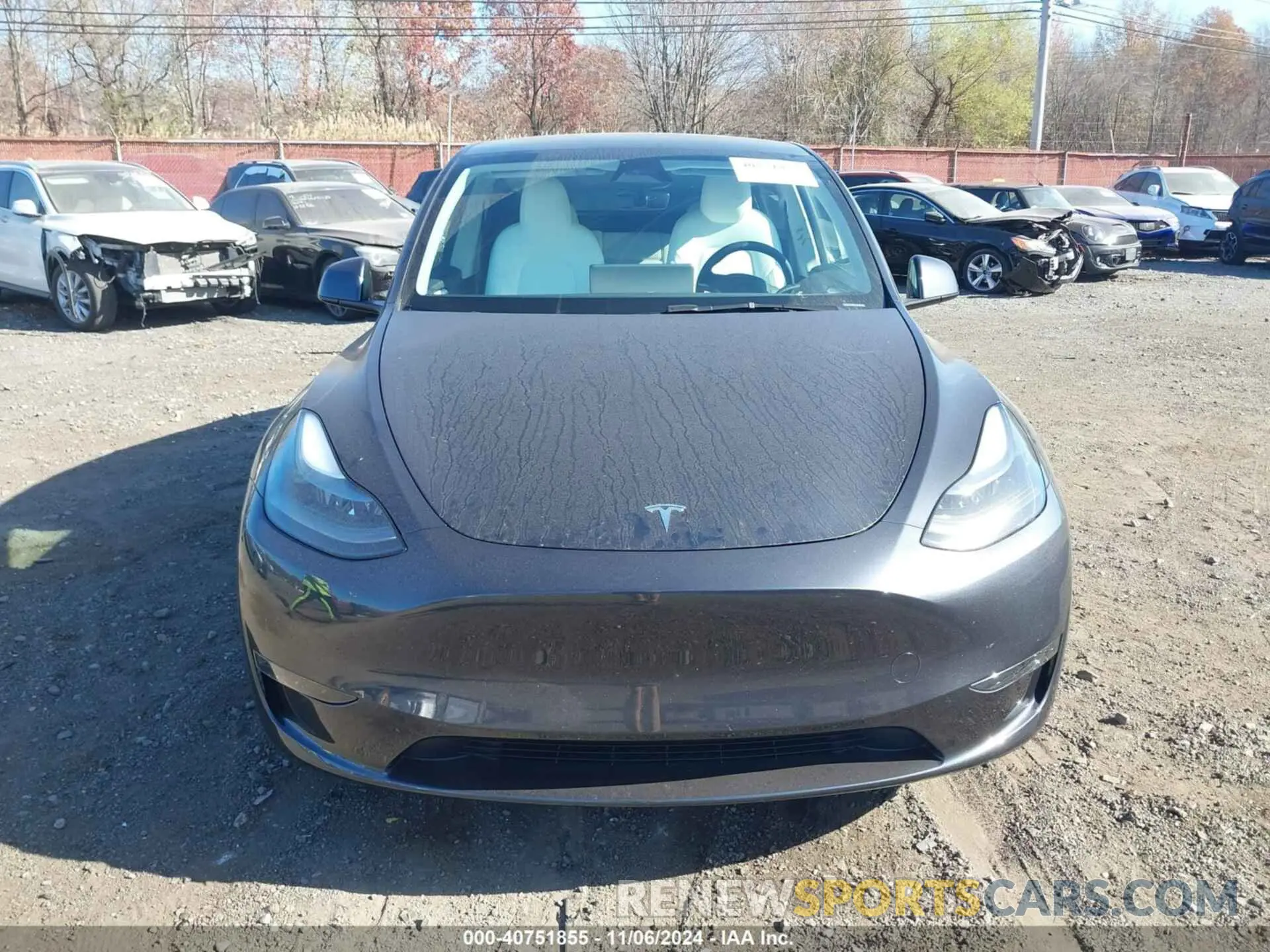 12 Photograph of a damaged car 7SAYGDEE2RA328898 TESLA MODEL Y 2024