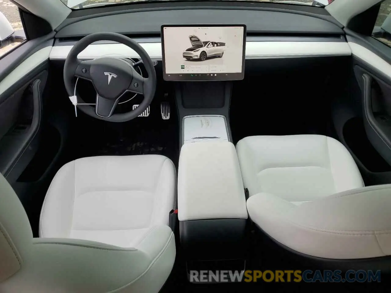 8 Photograph of a damaged car 7SAYGDEE2RA329081 TESLA MODEL Y 2024