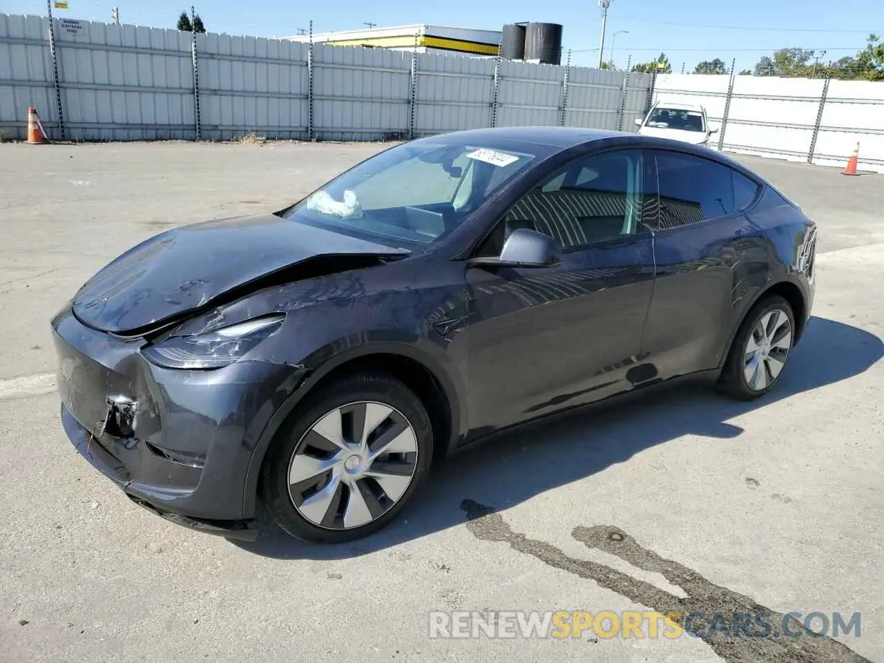 1 Photograph of a damaged car 7SAYGDEE2RF025669 TESLA MODEL Y 2024